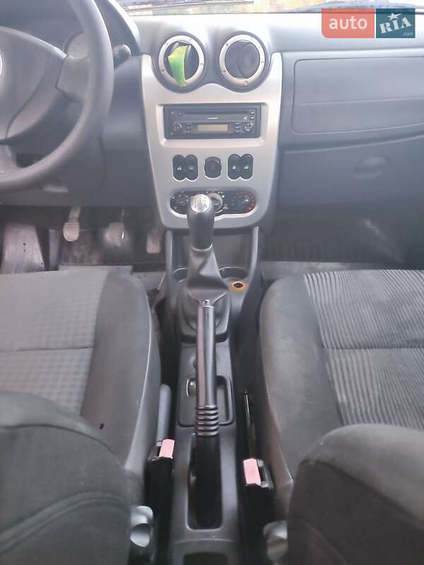 Універсал Renault Logan 2010 в Харкові