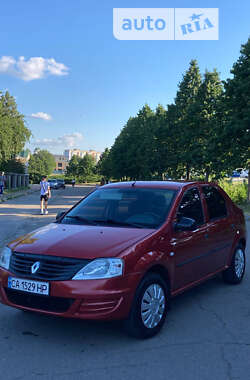 Седан Renault Logan 2010 в Умані