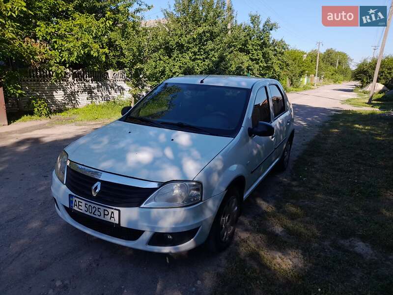 Седан Renault Logan 2012 в Дніпрі