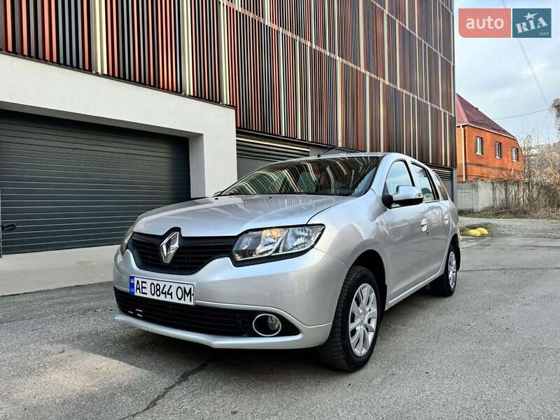 Renault Logan 2014
