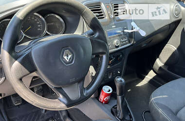 Седан Renault Logan 2013 в Тернополі