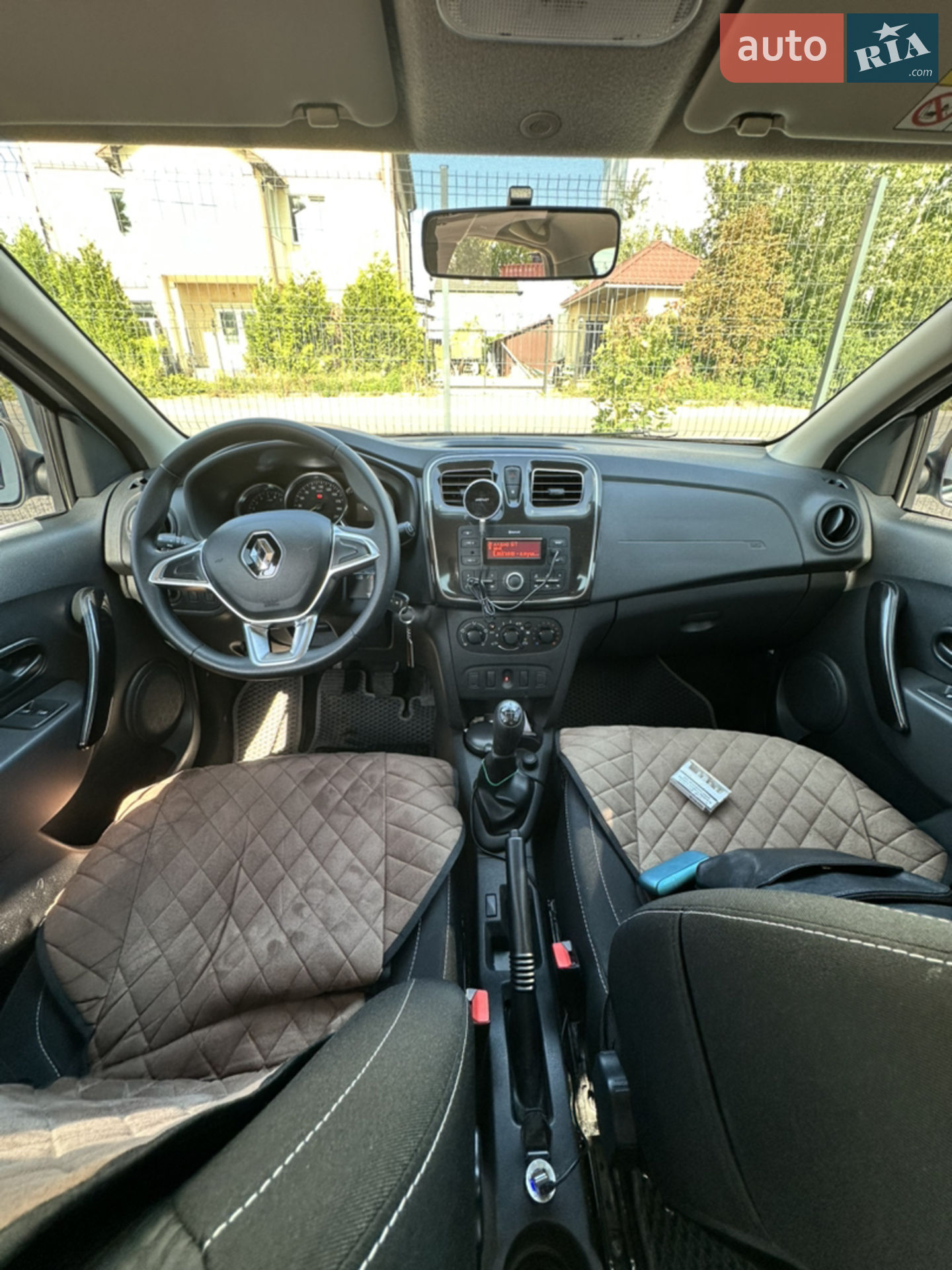 2019 Renault Logan - мініатюра 13