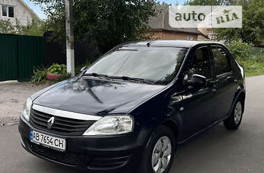 Седан Renault Logan 2010 в Калиновке