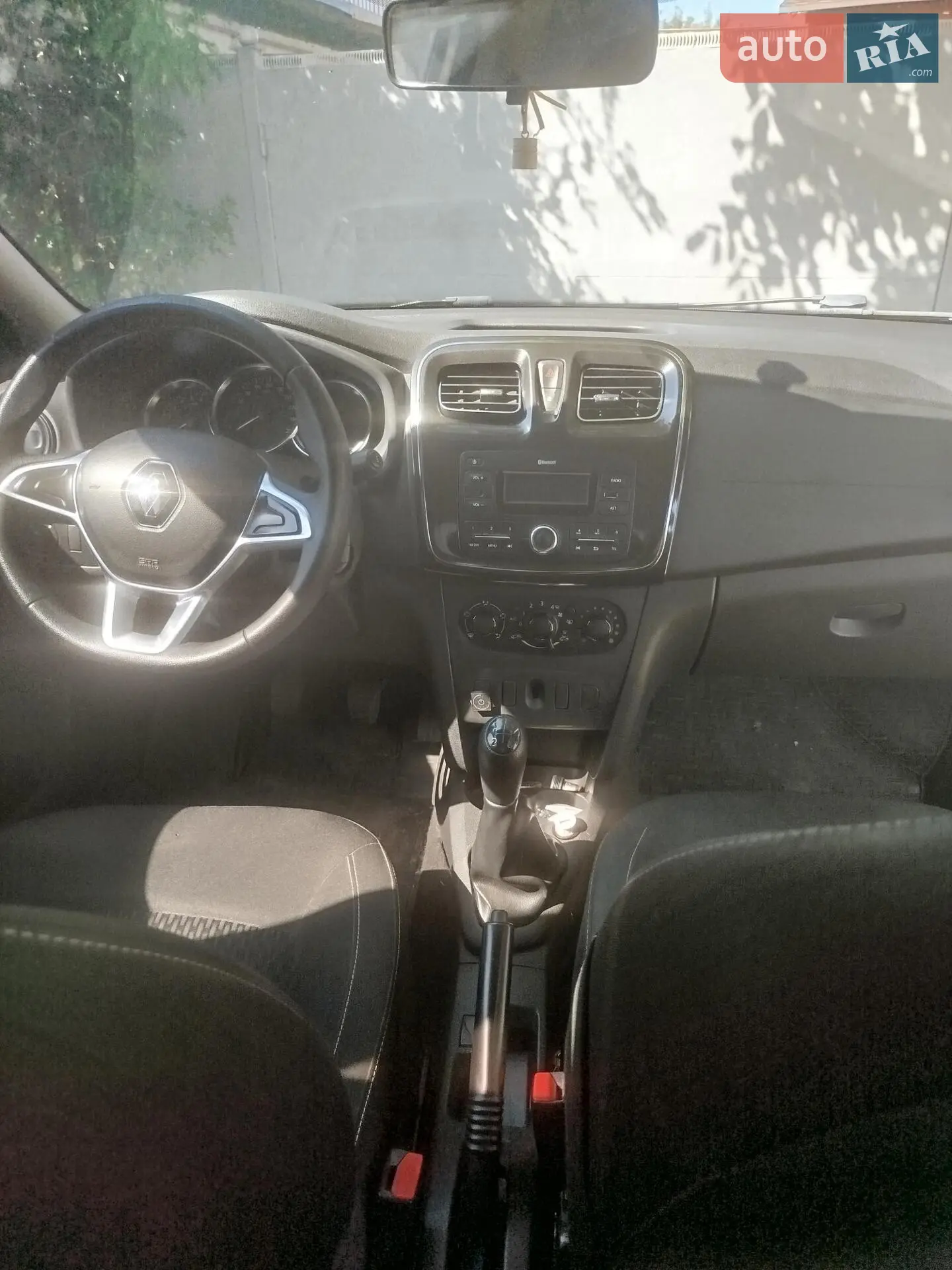 2019 Renault Logan - мініатюра 8