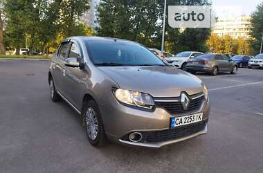 Седан Renault Logan 2014 в Києві