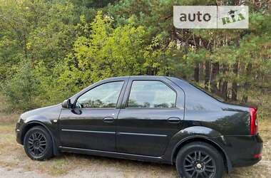 Седан Renault Logan 2011 в 