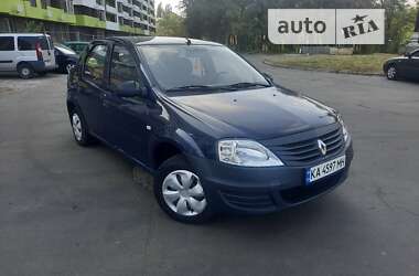 Седан Renault Logan 2010 в Киеве