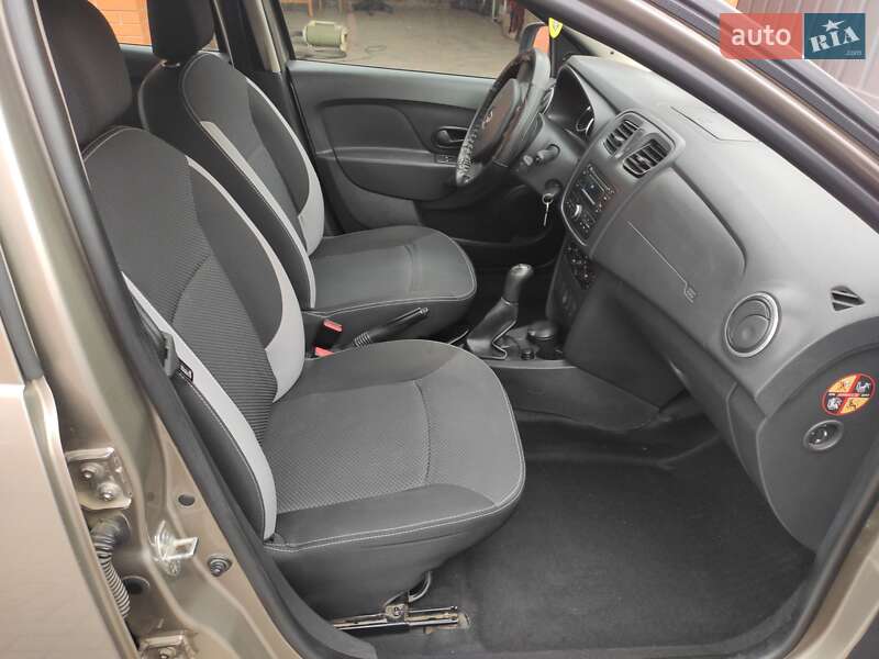 Седан Renault Logan 2013 в Луцьку фото 4 Седан Renault Logan 2013 в Луцьку