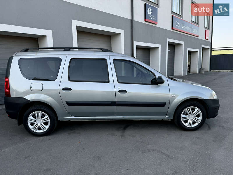 Універсал Renault Logan 2010 в Вінниці