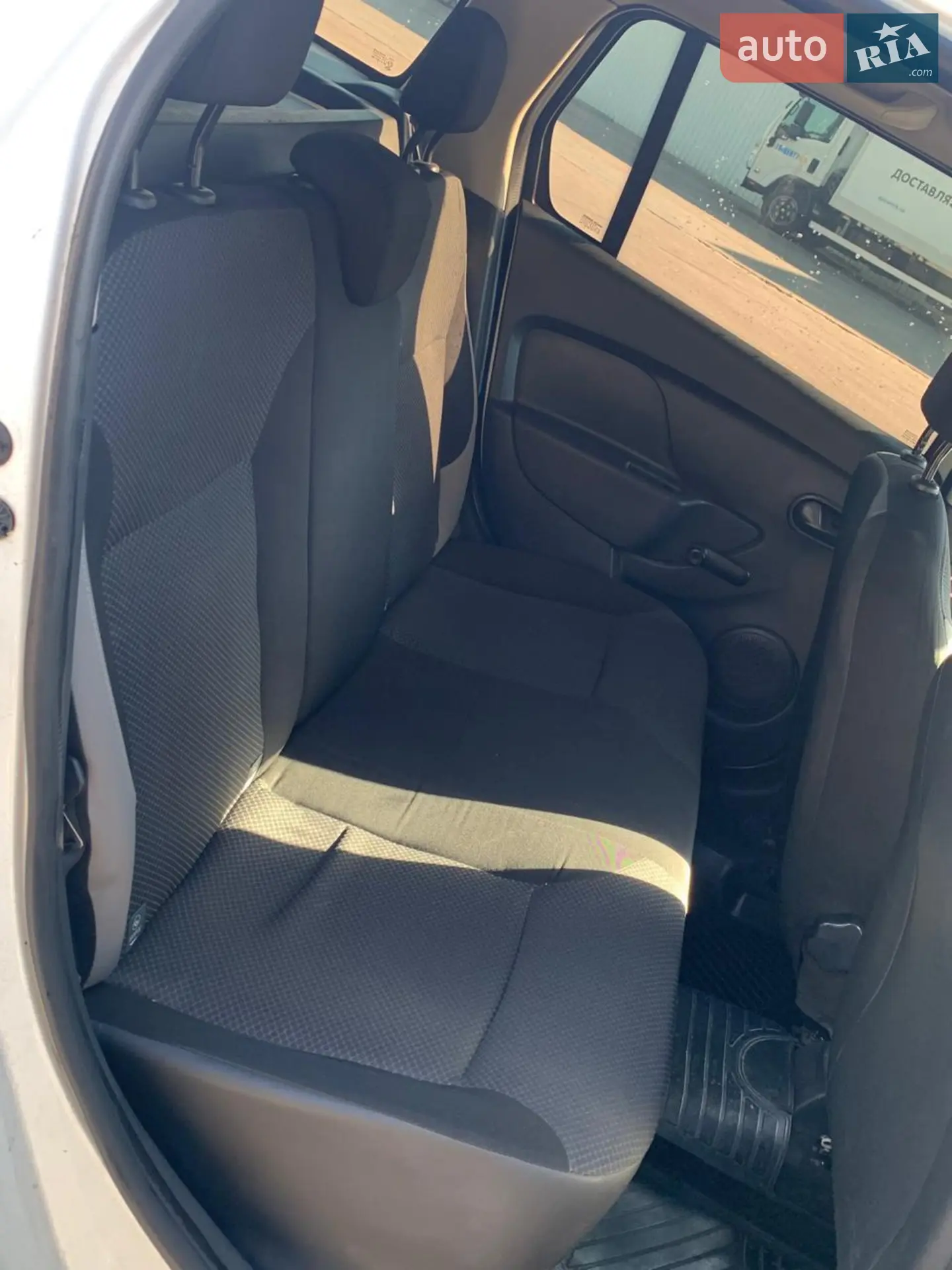 2015 Renault Logan - мініатюра 8