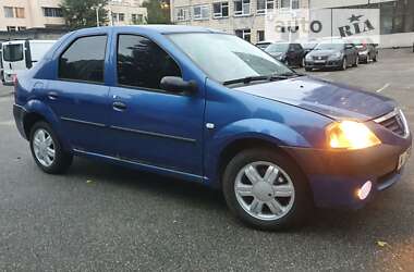 Седан Renault Logan 2006 в Киеве