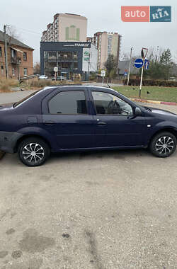 Седан Renault Logan 2010 в Житомирі