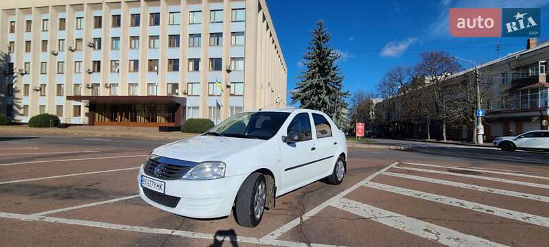 Седан Renault Logan 2011 в Хмельницком