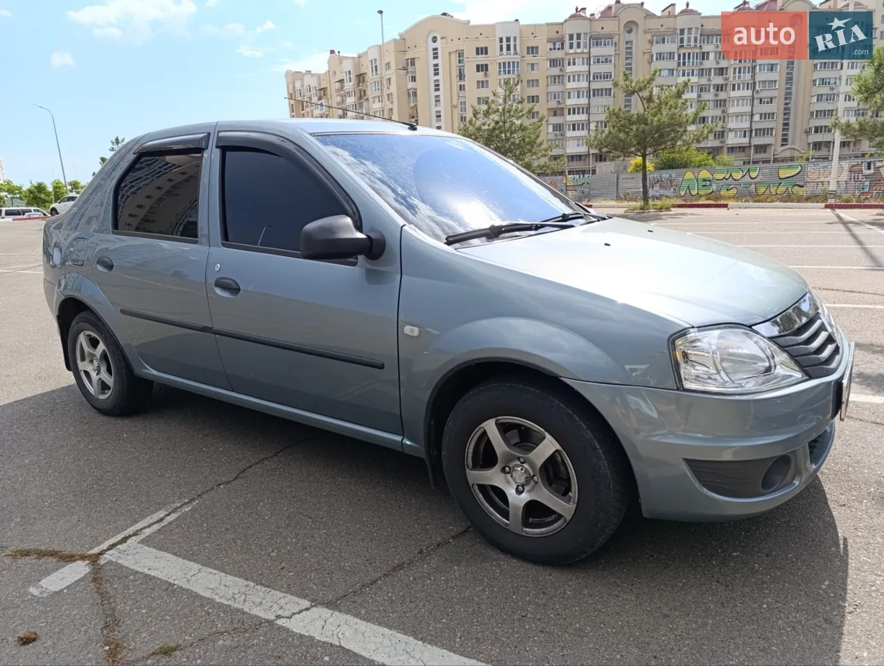 2012 Renault Logan - мініатюра 13