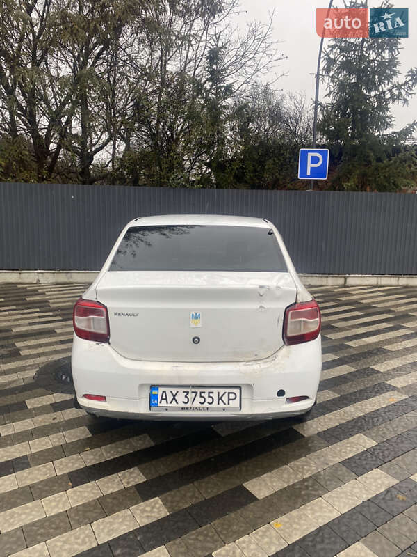 Седан Renault Logan 2013 в Ужгороде