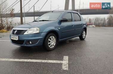 Седан Renault Logan 2011 в Києві