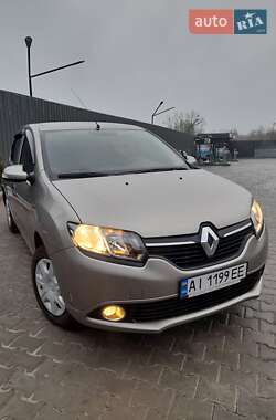 Седан Renault Logan 2013 в Фастові