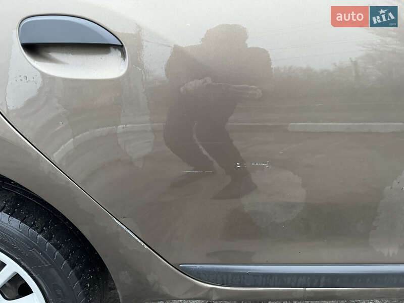 Седан Renault Logan 2018 в Запорожье фото 11 Седан Renault Logan 2018 в Запорожье