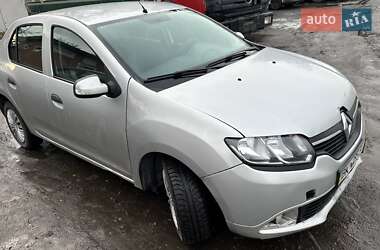 Седан Renault Logan 2013 в Рівному