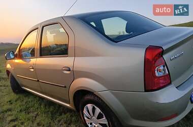 Седан Renault Logan 2011 в Чернухах