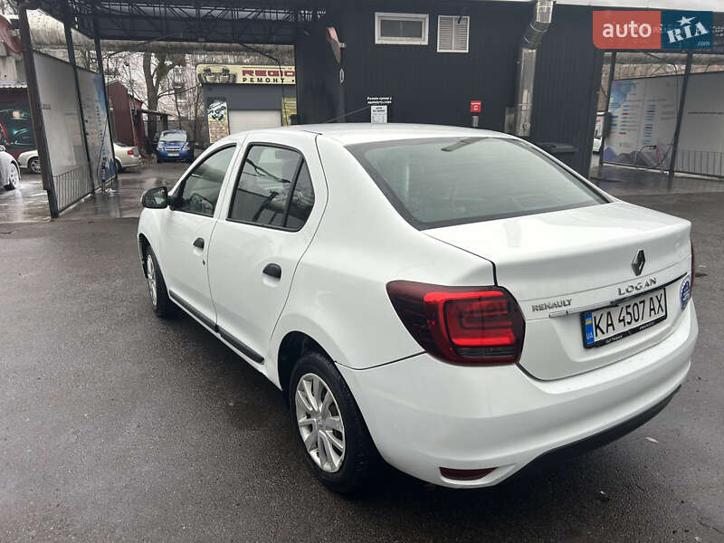 Седан Renault Logan 2020 в Киеве