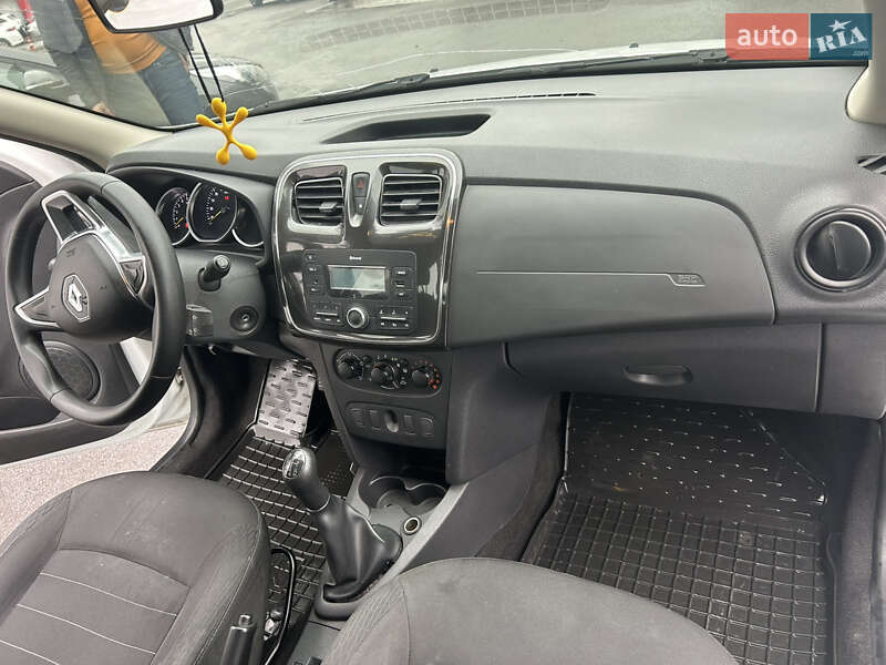 Седан Renault Logan 2020 в Киеве