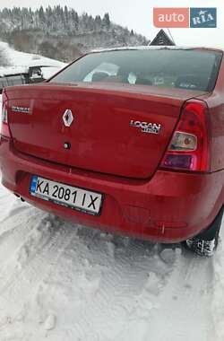 Седан Renault Logan 2012 в Турці