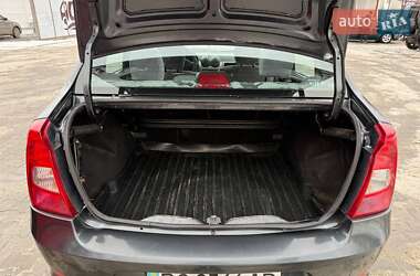 Седан Renault Logan 2010 в 