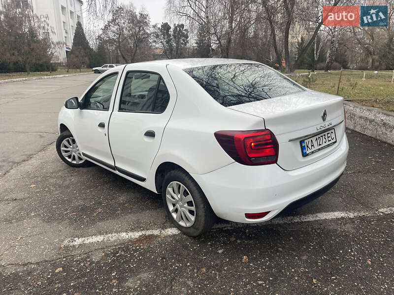 Седан Renault Logan 2021 в Киеве