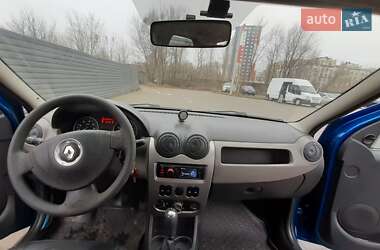 Седан Renault Logan 2010 в Ірпені