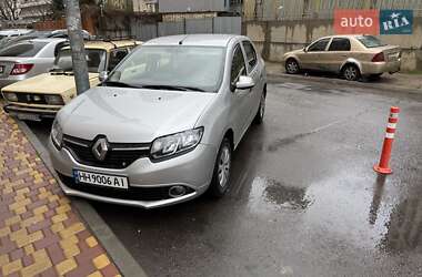 Седан Renault Logan 2013 в Одессе