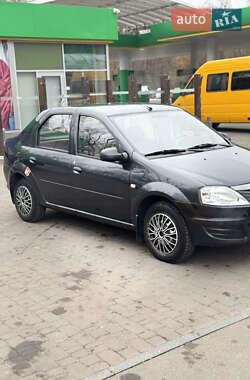 Седан Renault Logan 2010 в Киеве