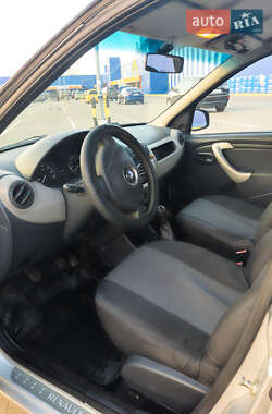 Седан Renault Logan 2011 в Сумах