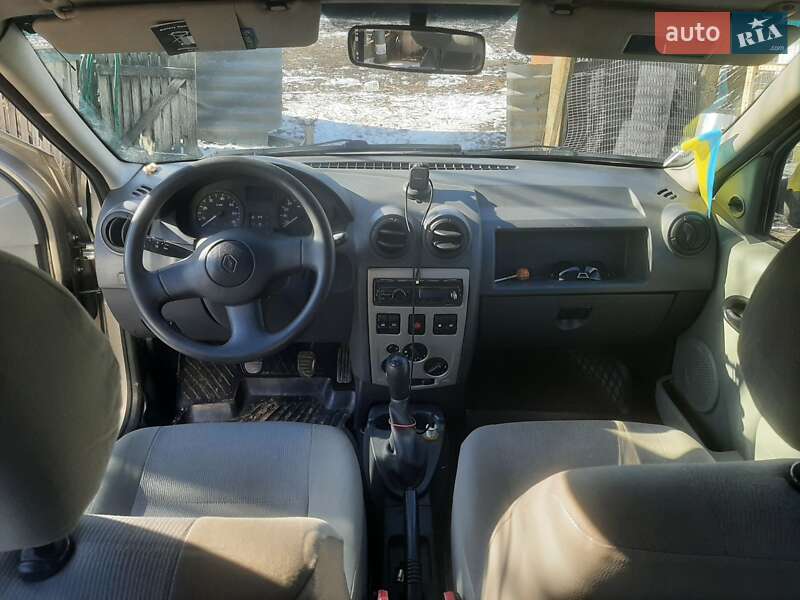 Универсал Renault Logan 2010 в Умани фото 7 Универсал Renault Logan 2010 в Умани