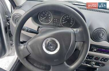 Седан Renault Logan 2011 в Виннице