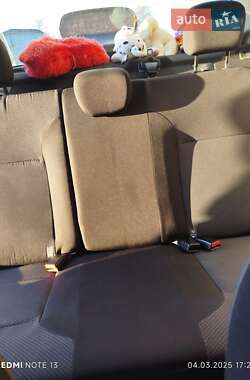Седан Renault Logan 2015 в 