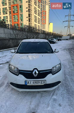 Седан Renault Logan 2016 в Киеве