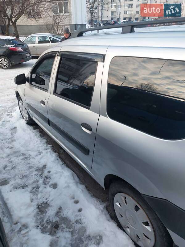 Седан Renault Logan 2008 в Києві