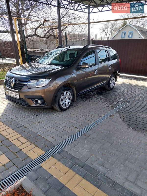 Renault Logan 2016