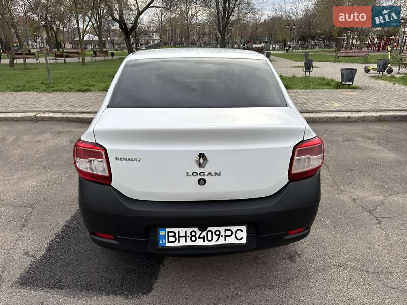 Седан Renault Logan 2013 в Миколаєві