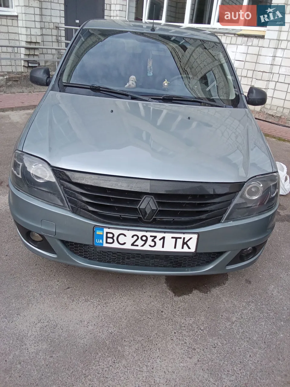 2010 Renault Logan - мініатюра 17