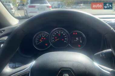 Седан Renault Logan 2021 в 