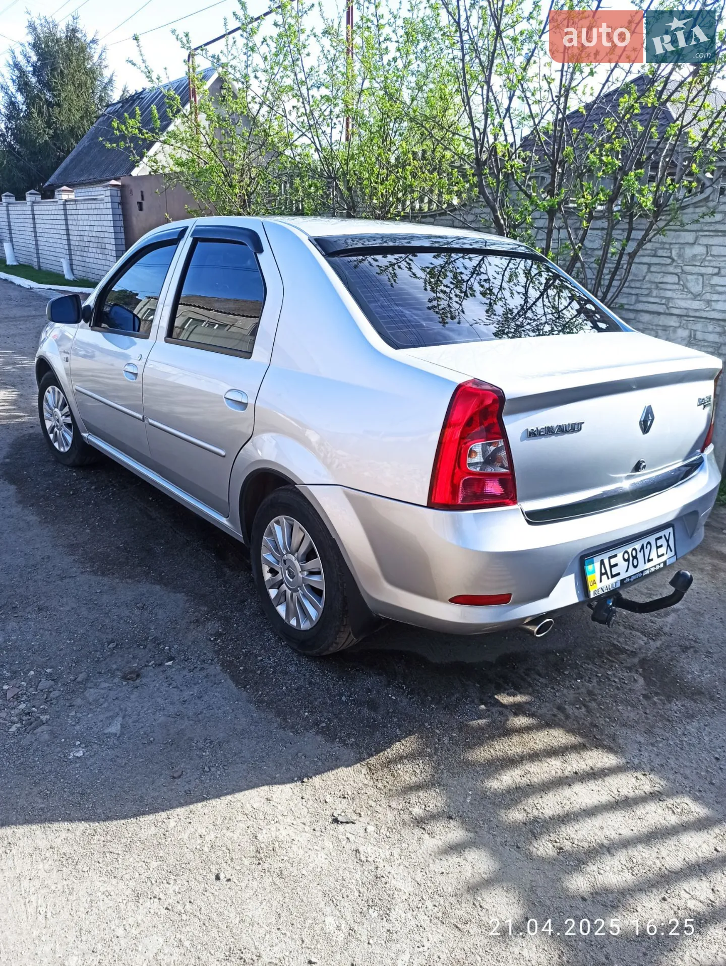 2012 Renault Logan - мініатюра 9