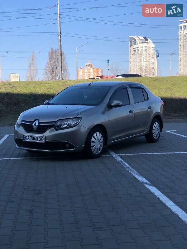 Renault Logan 2015