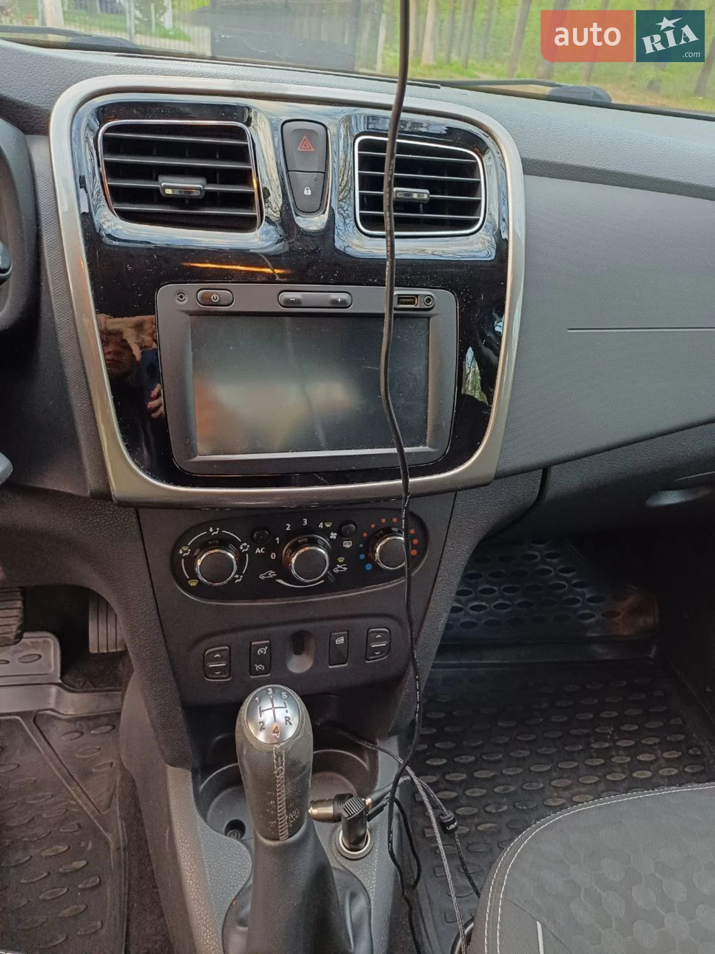 2013 Renault Logan - мініатюра 5