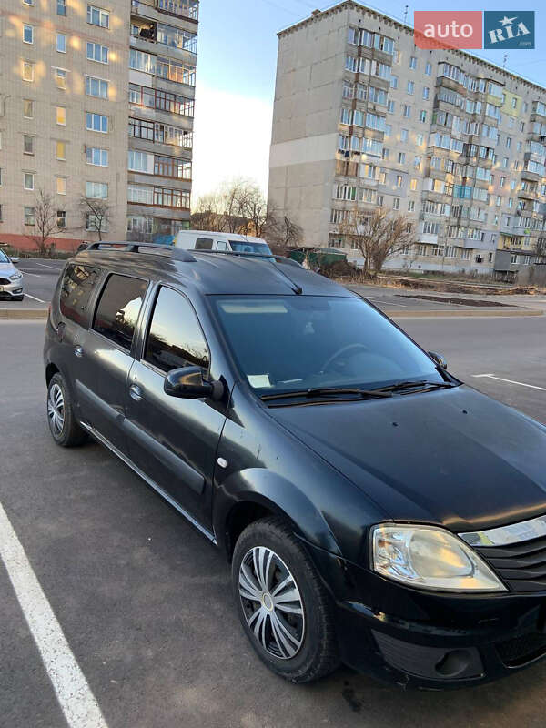 Универсал Renault Logan 2011 в Сарнах