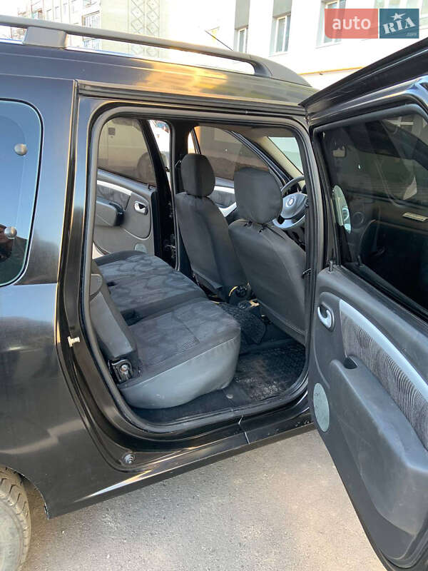 Универсал Renault Logan 2011 в Сарнах