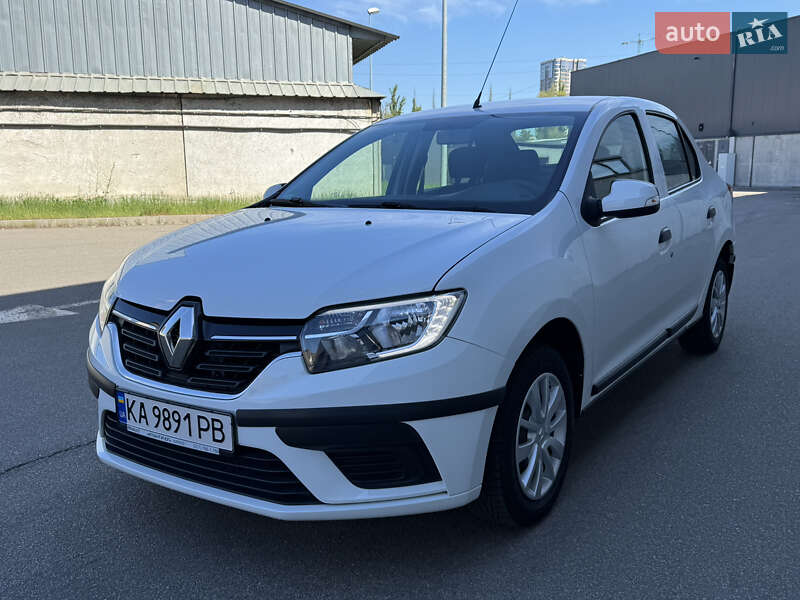 Седан Renault Logan 2019 в 