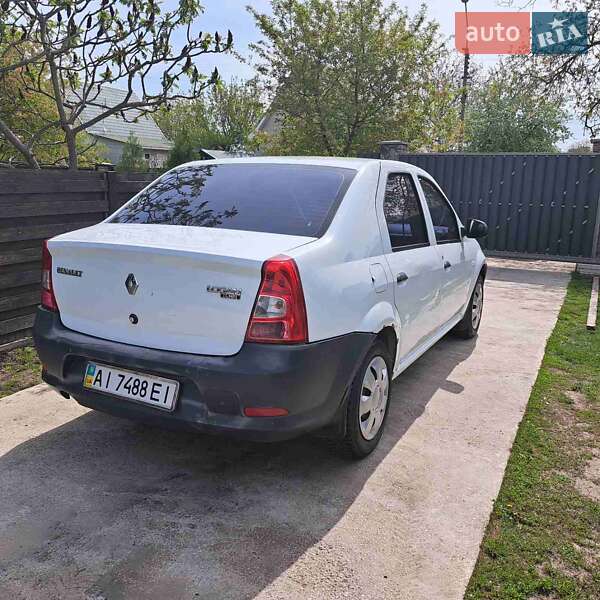 Седан Renault Logan 2011 в Переяславі