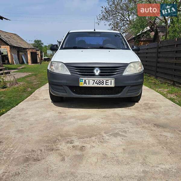 Седан Renault Logan 2011 в Переяславі